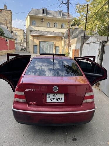 Volkswagen Jetta 2004, 301,000 km - 2.5 l - Bakı