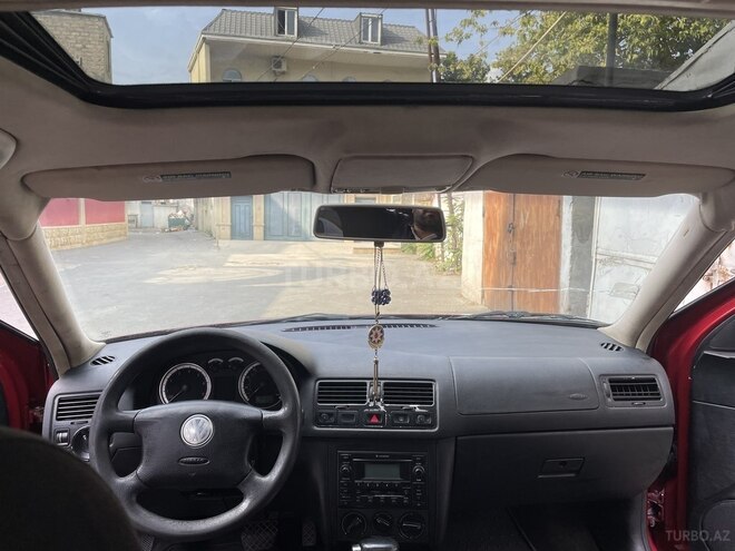 Volkswagen Jetta 2004, 301,000 km - 2.5 l - Bakı