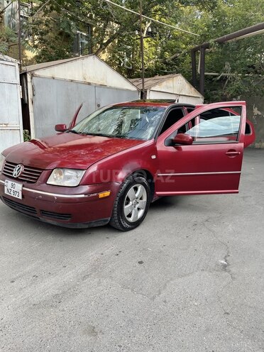 Volkswagen Jetta 2004, 301,000 km - 2.5 l - Bakı