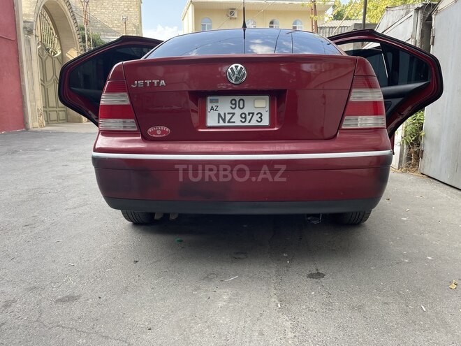 Volkswagen Jetta 2004, 301,000 km - 2.5 l - Bakı