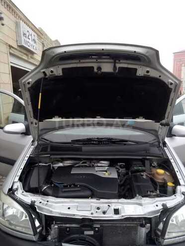 Opel Zafira 2000, 280,000 km - 2.2 л - Gəncə