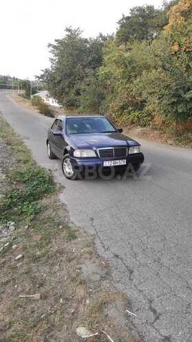 Mercedes C 180 1994, 334,000 km - 1.8 л - Quba