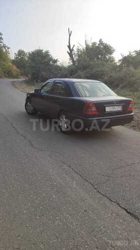 Mercedes C 180 1994, 334,000 km - 1.8 л - Quba