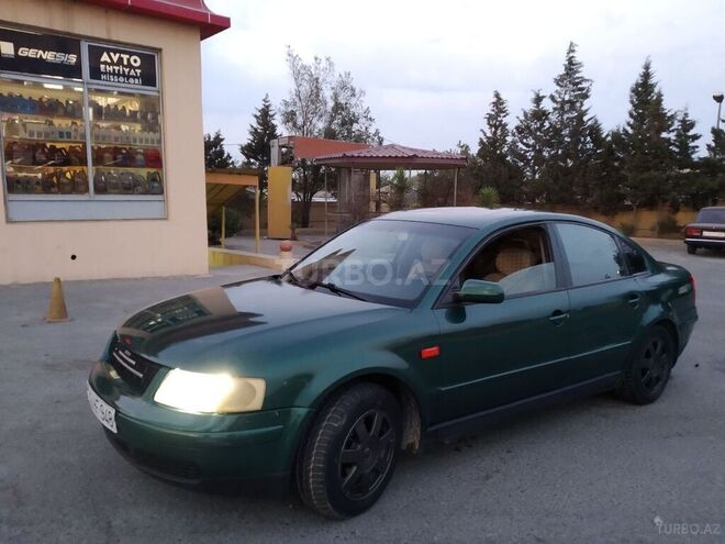 Volkswagen Passat 1999, 328,542 km - 1.8 л - Bakı