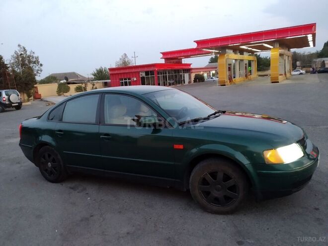 Volkswagen Passat 1999, 328,542 km - 1.8 л - Bakı