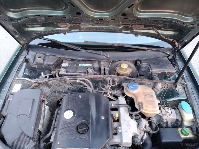 Volkswagen Passat 1999, 328,542 km - 1.8 л - Bakı