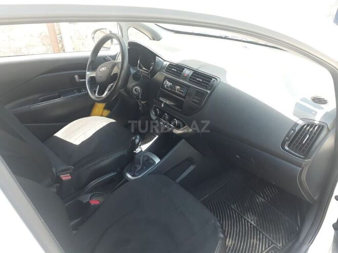 Kia Rio 2013, 137,000 km - 1.4 l - Gəncə