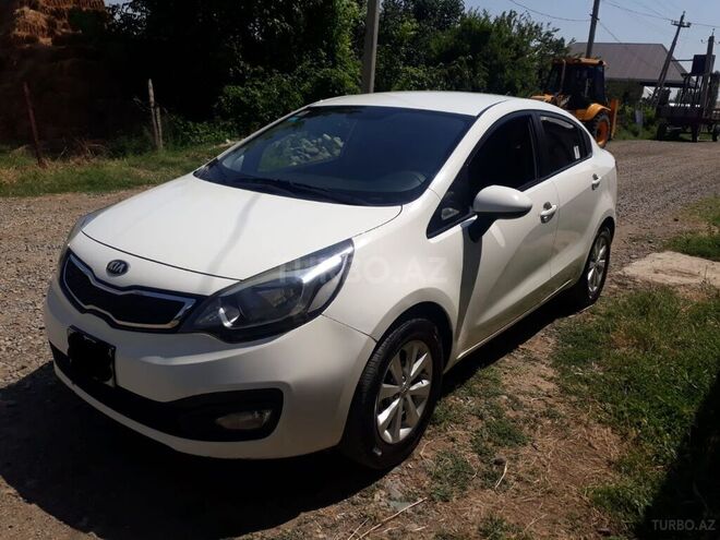 Kia Rio 2013, 137,000 km - 1.4 l - Gəncə