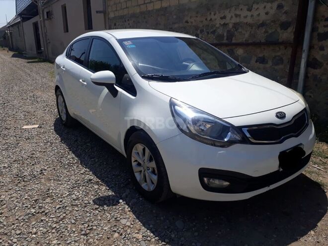 Kia Rio 2013, 137,000 km - 1.4 l - Gəncə