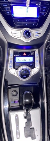 Hyundai Elantra 2012, 198,400 km - 1.8 l - Bakı
