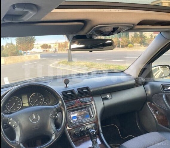 Mercedes C 270 2001, 405,700 km - 2.7 l - Bakı