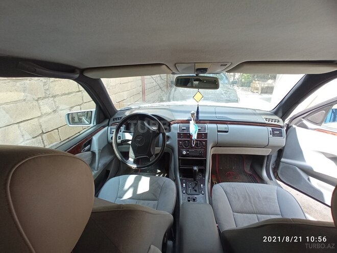 Mercedes E 240 1998, 440,000 km - 2.4 л - Bakı