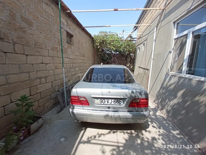 Mercedes E 240 1998, 440,000 km - 2.4 л - Bakı