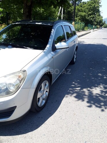 Opel Astra 2006, 24,145 km - 1.3 l - Qəbələ
