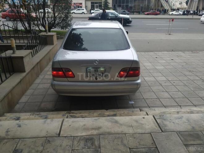 Mercedes E 230 1997, 350,000 km - 2.2 л - Bakı