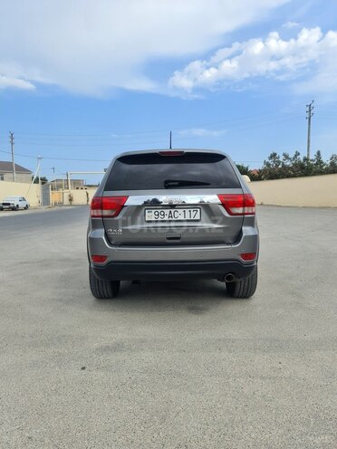Jeep Grand Cherokee 2012, 180,000 km - 3.6 л - Bakı