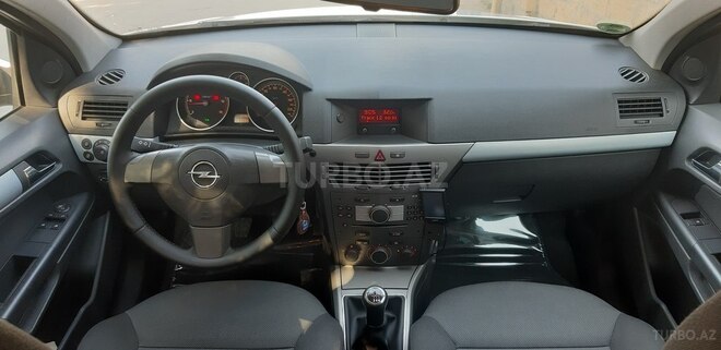 Opel Astra 2006, 216,359 km - 1.3 l - Bakı