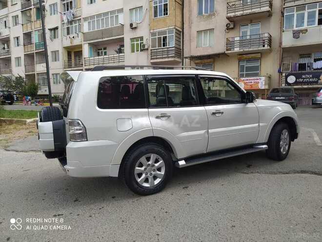Mitsubishi Pajero 2010, 218,000 km - 3.5 l - Bakı