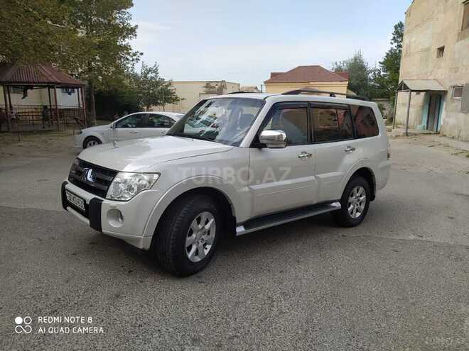 Mitsubishi Pajero 2010, 218,000 km - 3.5 l - Bakı