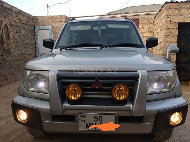 Mitsubishi Pajero io 2000, 210,000 km - 1.8 l - Bakı