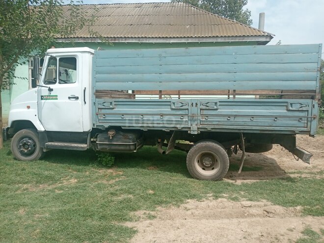 ZIL 130 2001, 185,000 km - 0.5 l - İmişli