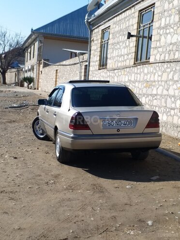 Mercedes C 220 1995, 220,000 km - 2.2 l - Şəmkir