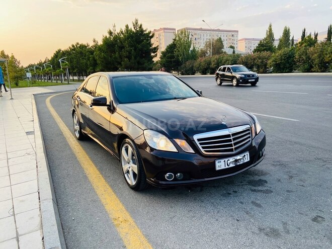Mercedes E 220 2010, 193,000 km - 2.2 л - Bakı