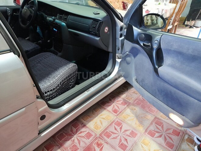 Opel Vectra 1999, 350,000 km - 1.8 l - Gəncə