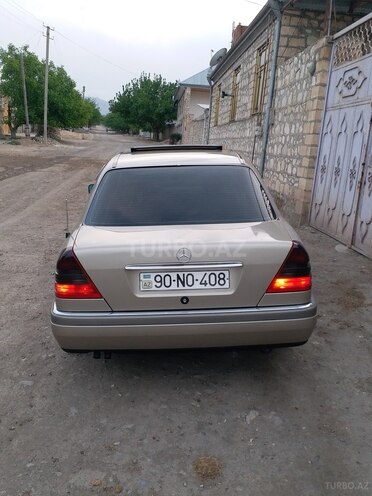 Mercedes C 220 1995, 220,000 km - 2.2 l - Şəmkir