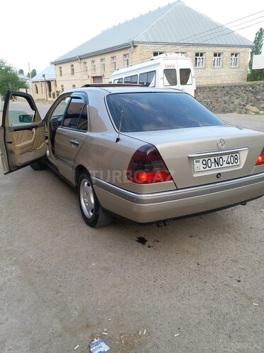 Mercedes C 220 1995, 220,000 km - 2.2 l - Şəmkir