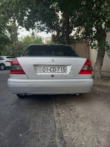 Mercedes C 180 1995, 282,000 km - 1.8 л - Quba
