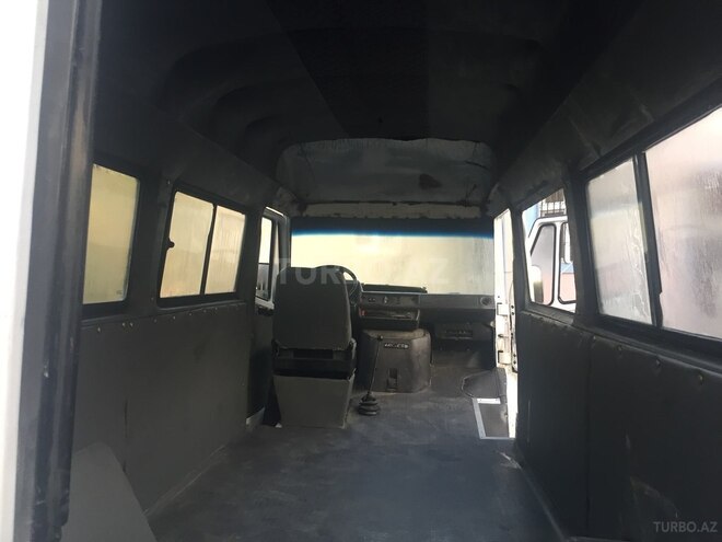 Mercedes 208 D 1991, 222,232 km - 2.2 л - Bakı