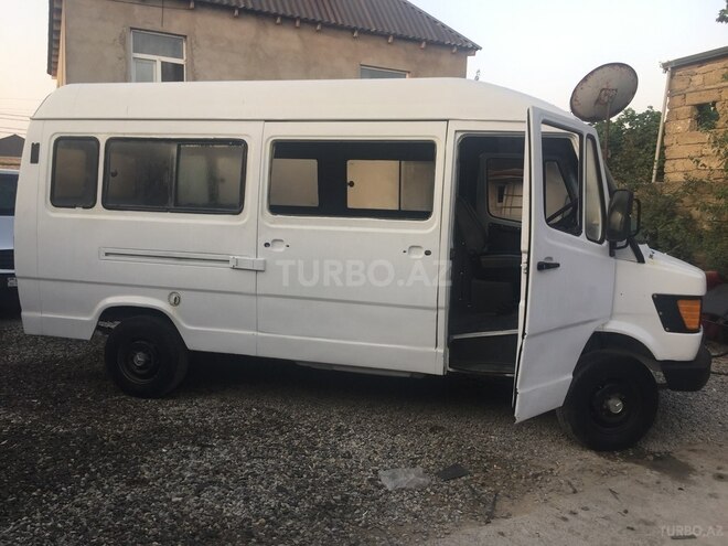 Mercedes 208 D 1991, 222,232 km - 2.2 л - Bakı