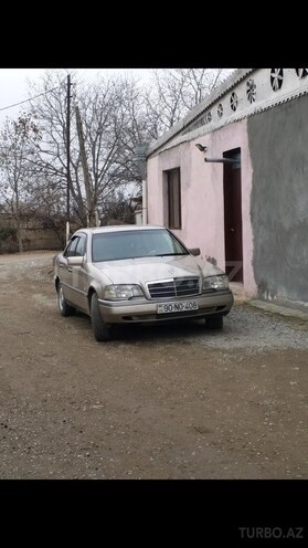 Mercedes C 220 1995, 240,000 km - 2.2 l - Şəmkir