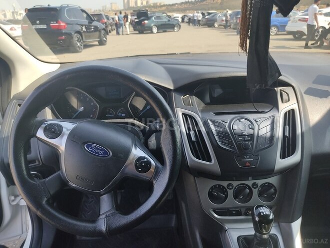 Ford Focus 2012, 124,333 km - 1.6 l - Bakı