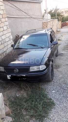 Opel Astra 1995, 4,023,353 km - 1.6 л - Xırdalan