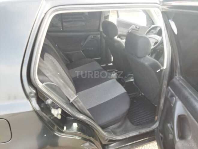 Volkswagen Golf 1994, 278,132 km - 1.6 л - Qazax