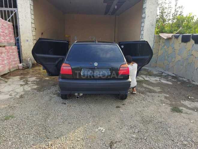 Volkswagen Golf 1994, 278,132 km - 1.6 л - Qazax