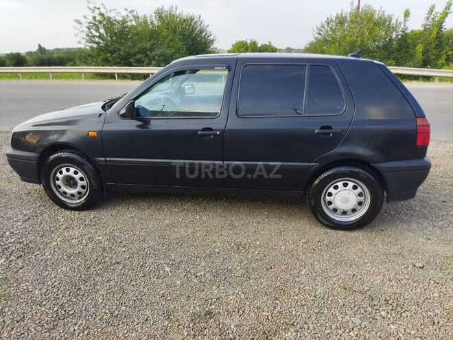 Volkswagen Golf 1994, 278,132 km - 1.6 л - Qazax