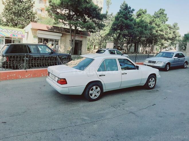 Mercedes 200 1991, 350,000 km - 2.0 л - Bakı