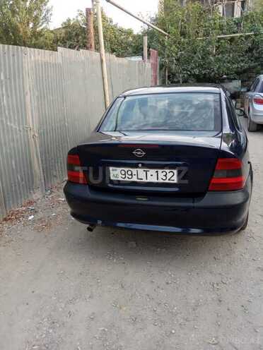 Opel Vectra 1996, 250,000 km - 2.0 l - Bakı