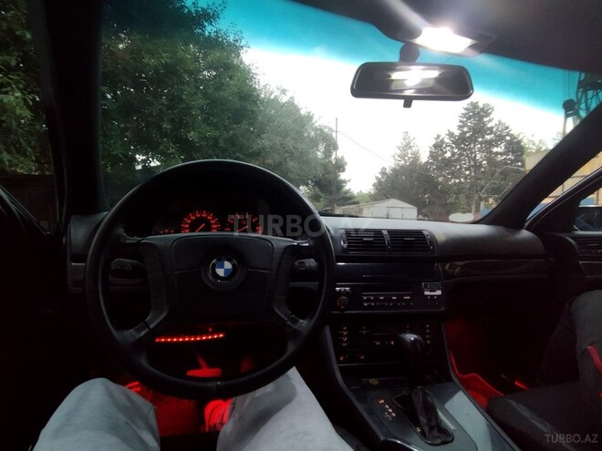 BMW 523 1997, 300,000 km - 2.5 л - Bakı