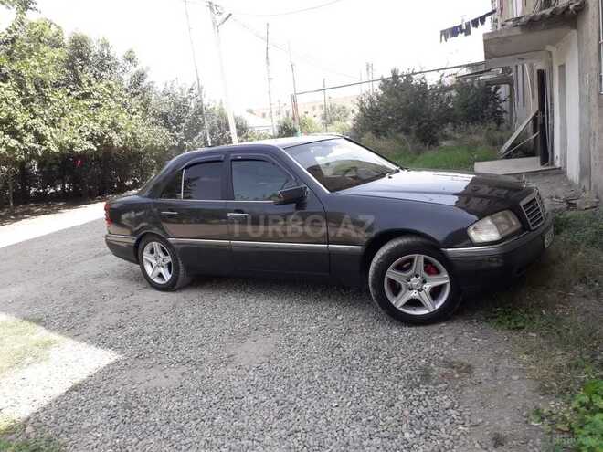 Mercedes C 200 1995, 440,000 km - 2.0 l - Bakı