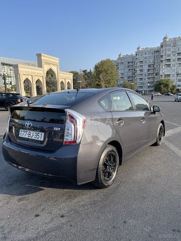 Toyota Prius 2012, 197,000 km - 1.8 l - Bakı