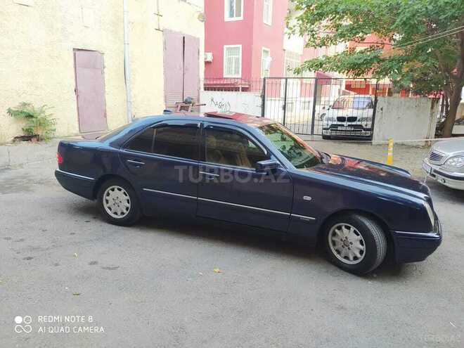 Mercedes E 230 1998, 448,000 km - 2.3 л - Bakı