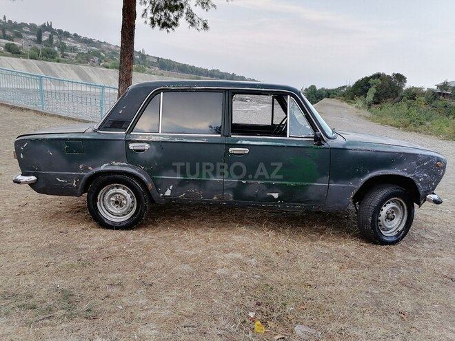 LADA (VAZ) 21011 1981, 483,971 km - 1.3 l - Quba