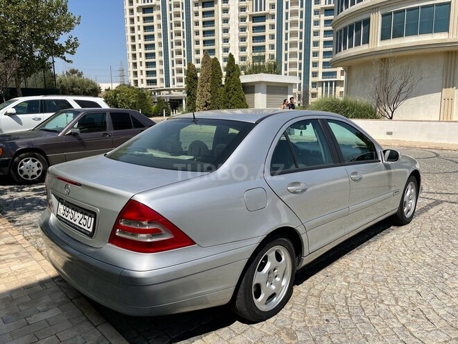 Mercedes C 180 2001, 291,000 km - 2.0 l - Bakı