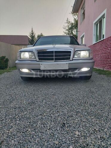 Mercedes C 240 1998, 237,000 km - 2.4 l - Masallı