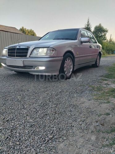 Mercedes C 240 1998, 237,000 km - 2.4 l - Masallı