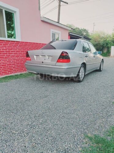 Mercedes C 240 1998, 237,000 km - 2.4 l - Masallı